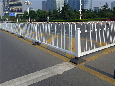 安徽省道路隔离护栏